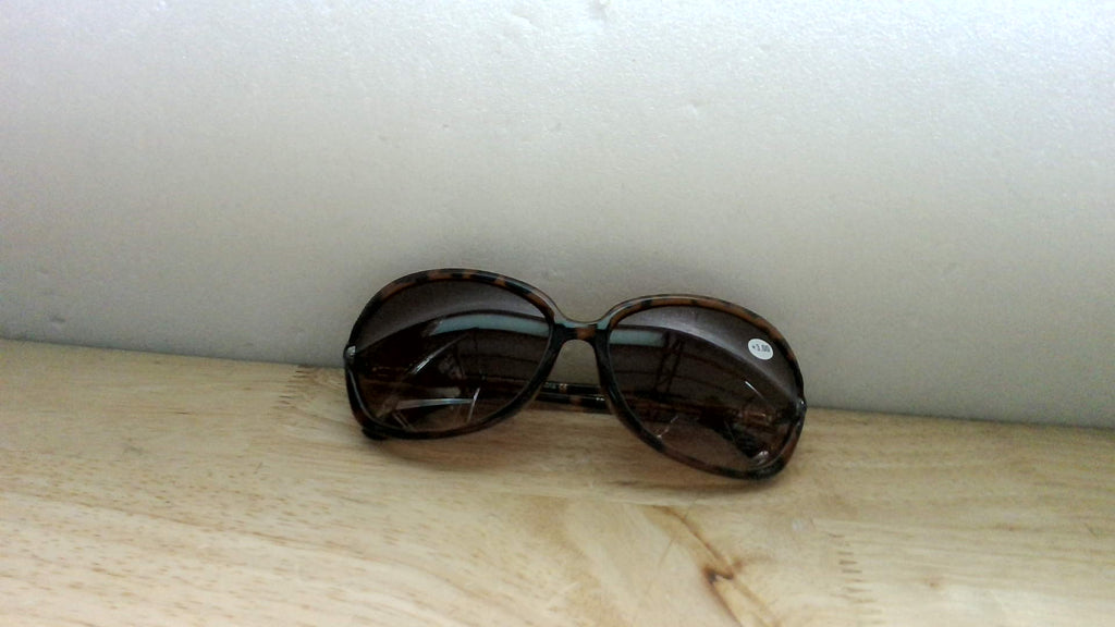 Lentes Bifocales de Sol para Lectura 2 en 1 – Diseño Mariposa con Protección UV400 | FEISEDY B0286