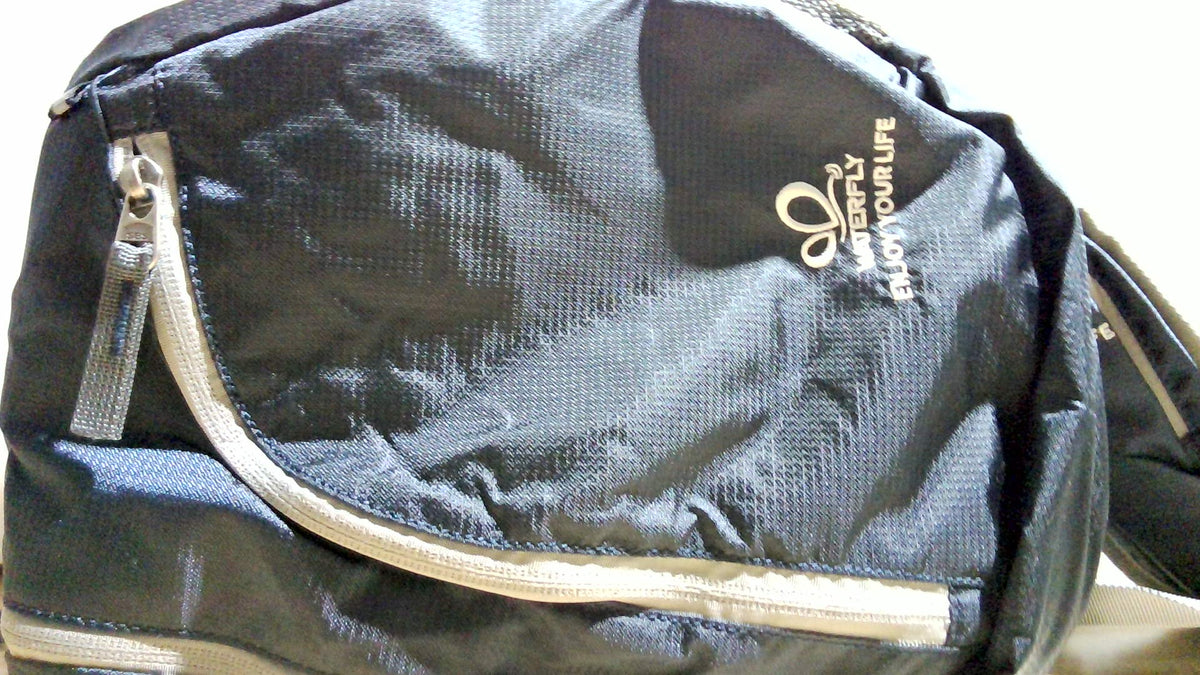 FALTA LA CUERDA – Bolso Cruzado Sling Bag WATERFLY Azul Oscuro Pequeño, Ligero y Resistente al Agua, Unisex