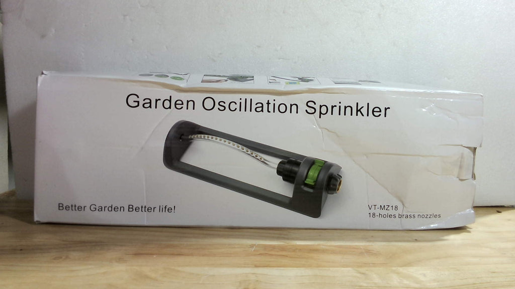 Aspersor Oscilante para Césped – 18 Boquillas de Bronce, Cubre hasta 3,600 pies², Gris