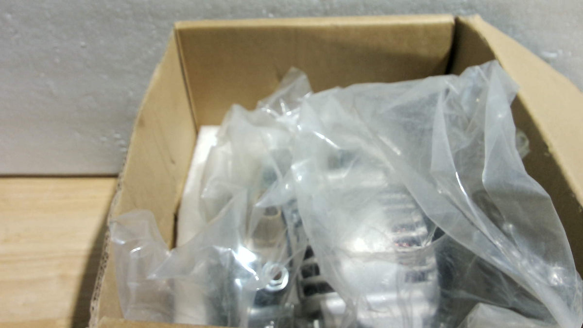 Alternador de Repuesto KAC USADO para Toyota Echo 2000-2003 | 12V, 4 Poleas, Reemplaza 13896N