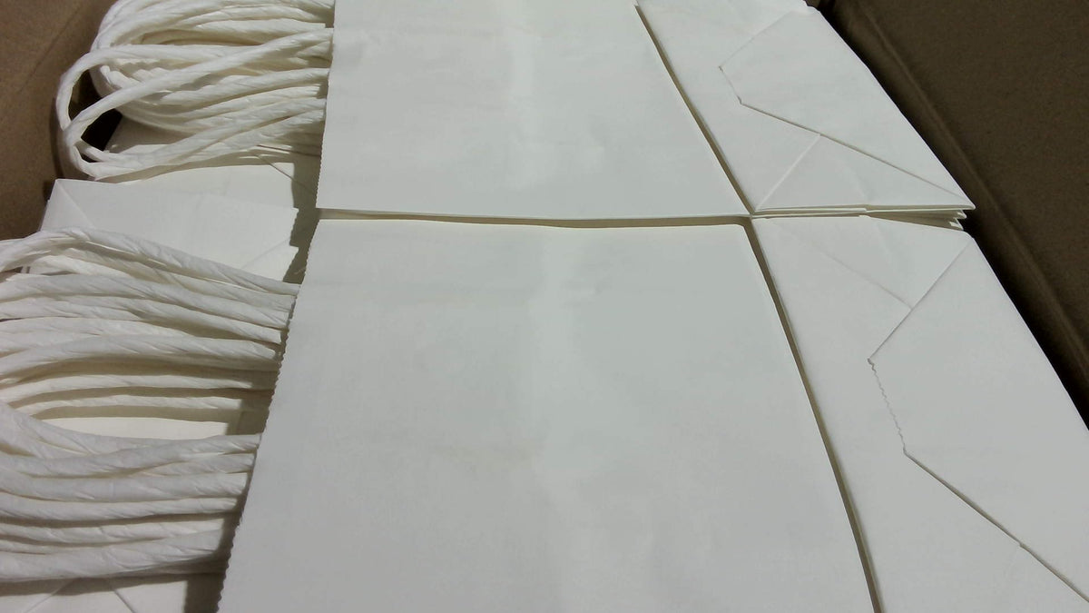 Bolsas de Papel Kraft Blancas con Asas BAG BOX — Paquete de 100 Unidades para Tienda, Regalos y Eventos