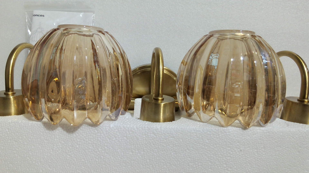 Lámpara de Baño 3 Luces Oro Cepillado con Vidrio Ámbar Acanalado, 20 Pulgadas