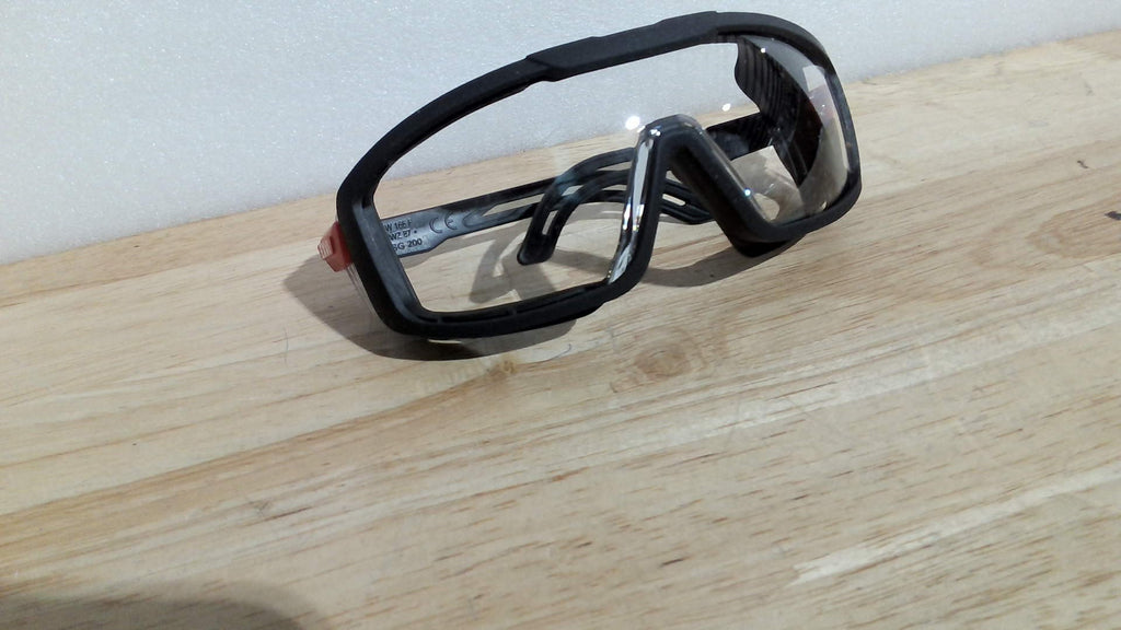 Gafas de Seguridad EXVI SG200 – ANSI Z87.1, Antivaho, UV400, Sellado 95% con Junta de Goma, Ajuste Regulable