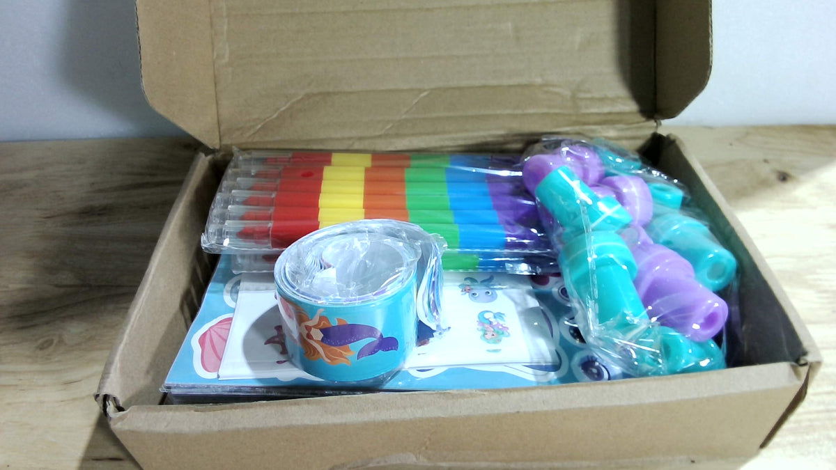 BenLouis Kit de Recuerdos para Fiesta de Sirenas – Libros para Colorear, Crayones y Pegatinas a Granel para Niños