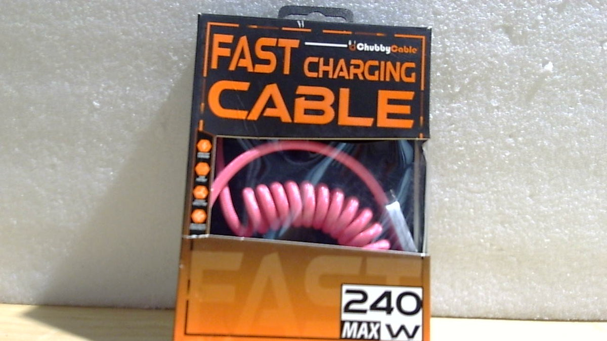Cable USB-C en Espiral ChubbyCable 120W – Trenzado Retráctil para Coche, 1.8m | Compatible iPhone 15-17 y iPad | USB-A a Tipo-C | Rosa