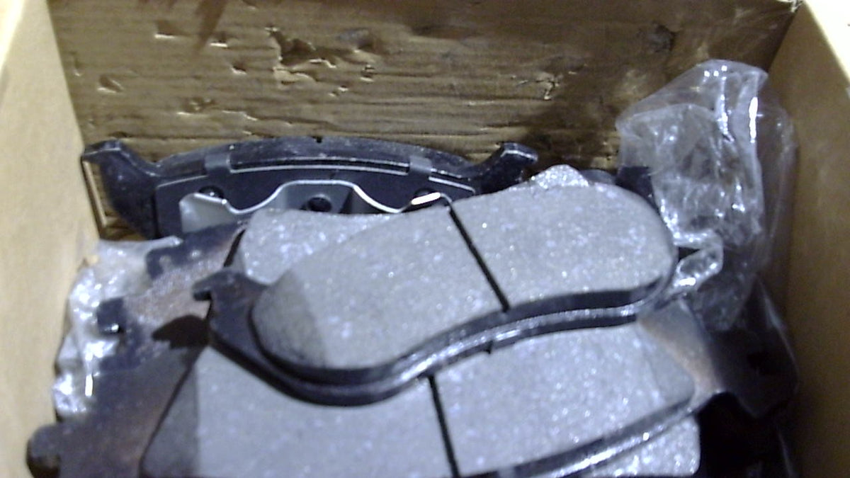 USADA – Juego Pastillas de Freno Cerámicas ALADICHE ⚠️ SON DE DIFERENTES TAMAÑOS | Delanteras y Traseras | Ford Explorer 2006-2010 | Sport Trac | Mountaineer