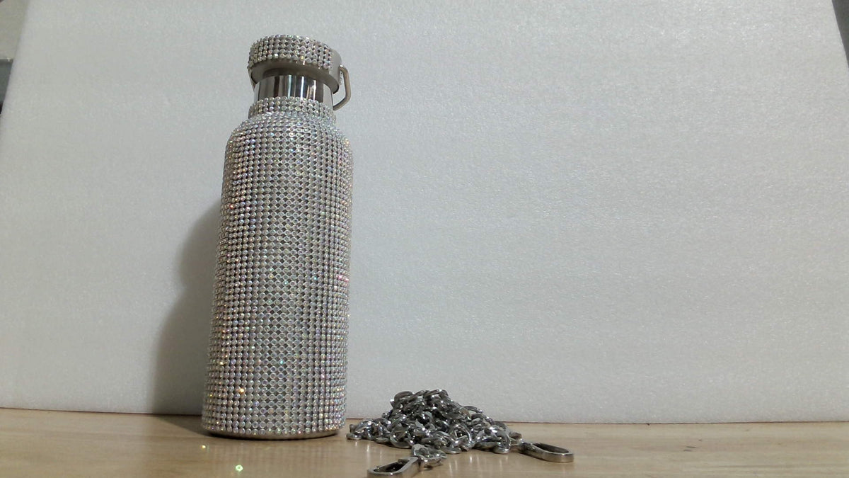 Botella Térmica Geiserailie Diamond 500 ml – Acero Inoxidable con Diamantes y Cadena