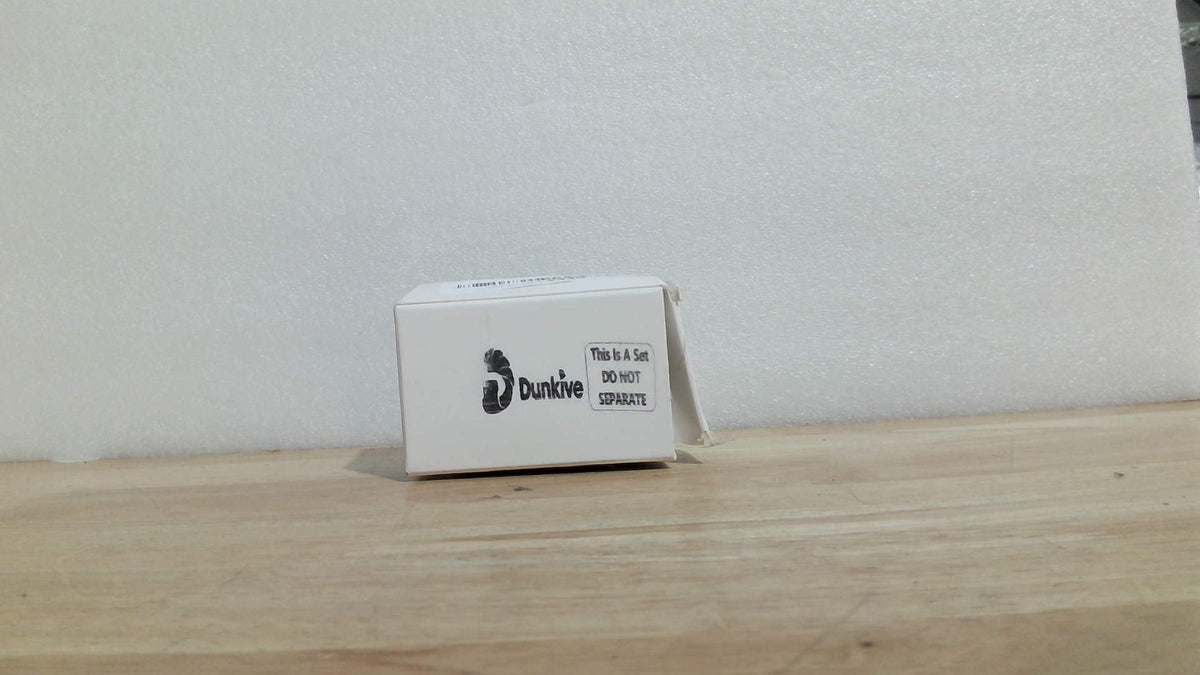 Tapas de Repuesto para Receptor de Remolque Dunkive – Pack de 4 | Compatibles Blue Ox | Cubierta Antipolvo Plástico Negro