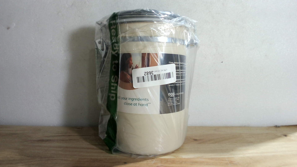 Bote para Café Oggi Acero Inoxidable 1.85 L (62 fl oz) | Tapa Hermética Cierre Abrazadera | Tapa Superior Transparente | Color Gris Cálido | Cocina Despensa | 1 Unidad