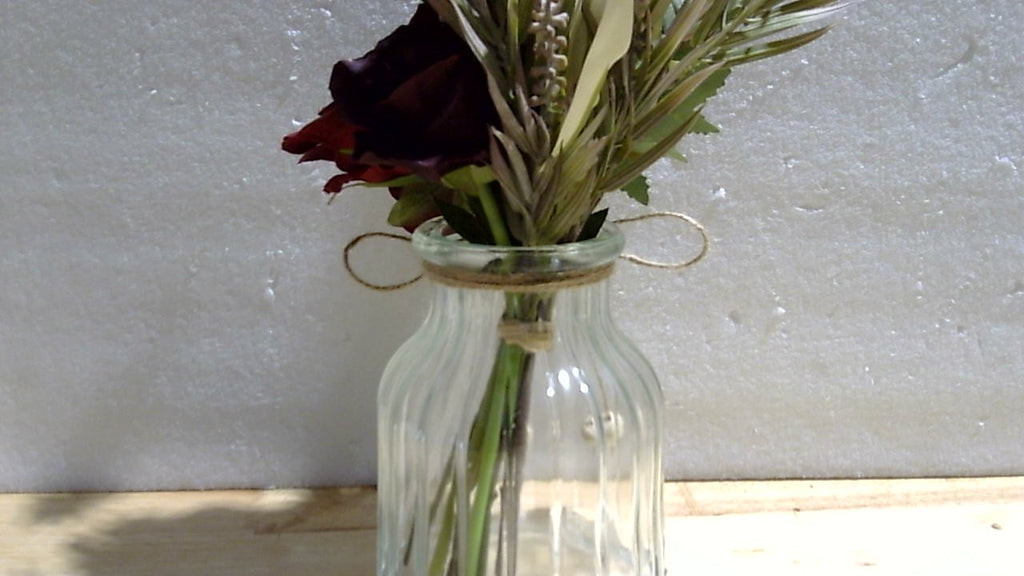 LESING Flor de dalia artificial con jarrón Flores de seda falsas en jarrón de cristal Arreglo floral de rosas artificiales para centro de mesa de oficina en casa Decoración (rojo burdeos)