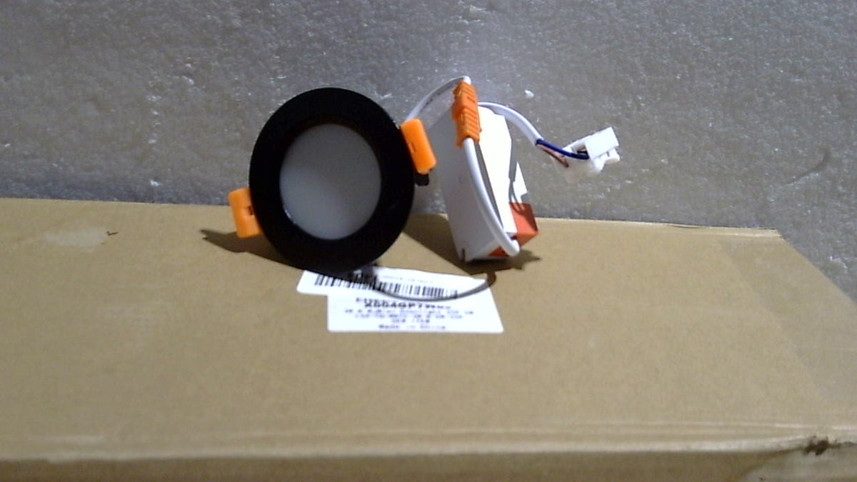 Downlight LED de 2 pulgadas, iluminación empotrada regulable para techo, 3 W, luz blanca diurna de 5500 K, CRI80 con controlador LED (equivalente a halógeno de 35 W), color negro, paquete de 20 unidades.