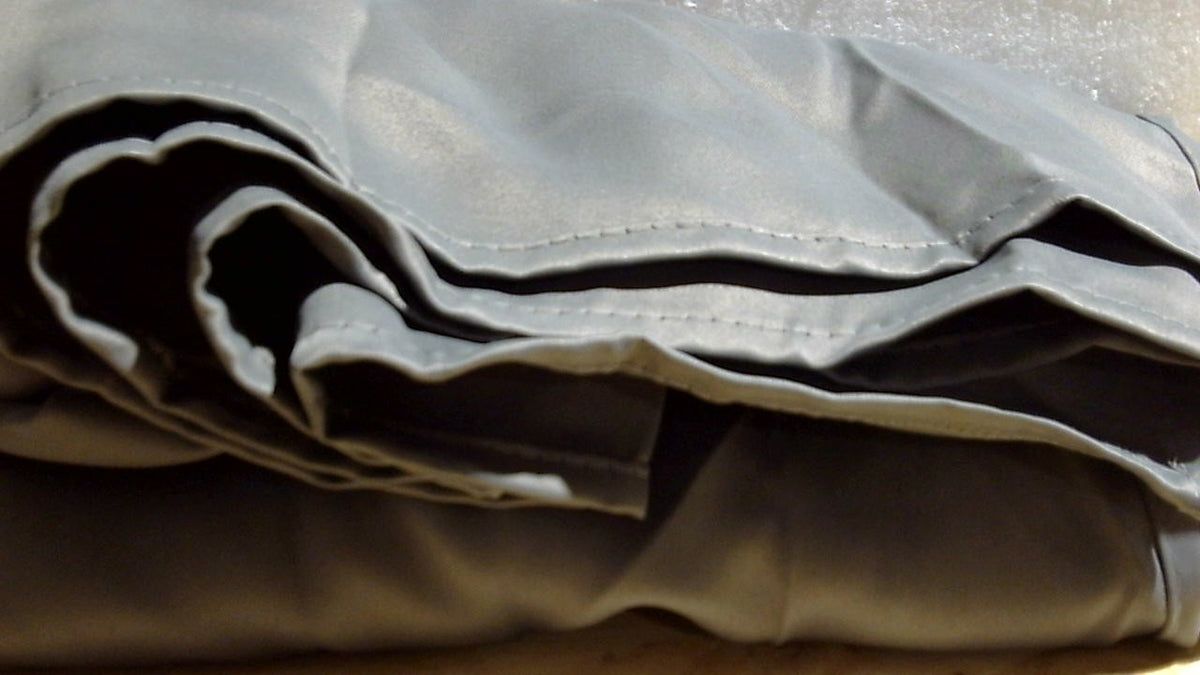 Cortinas opacas para dormitorio NICETOWN, paneles de microfibra de triple capa con aislamiento térmico y ojales superiores (dos paneles, 34 x 84 pulgadas, gris).
