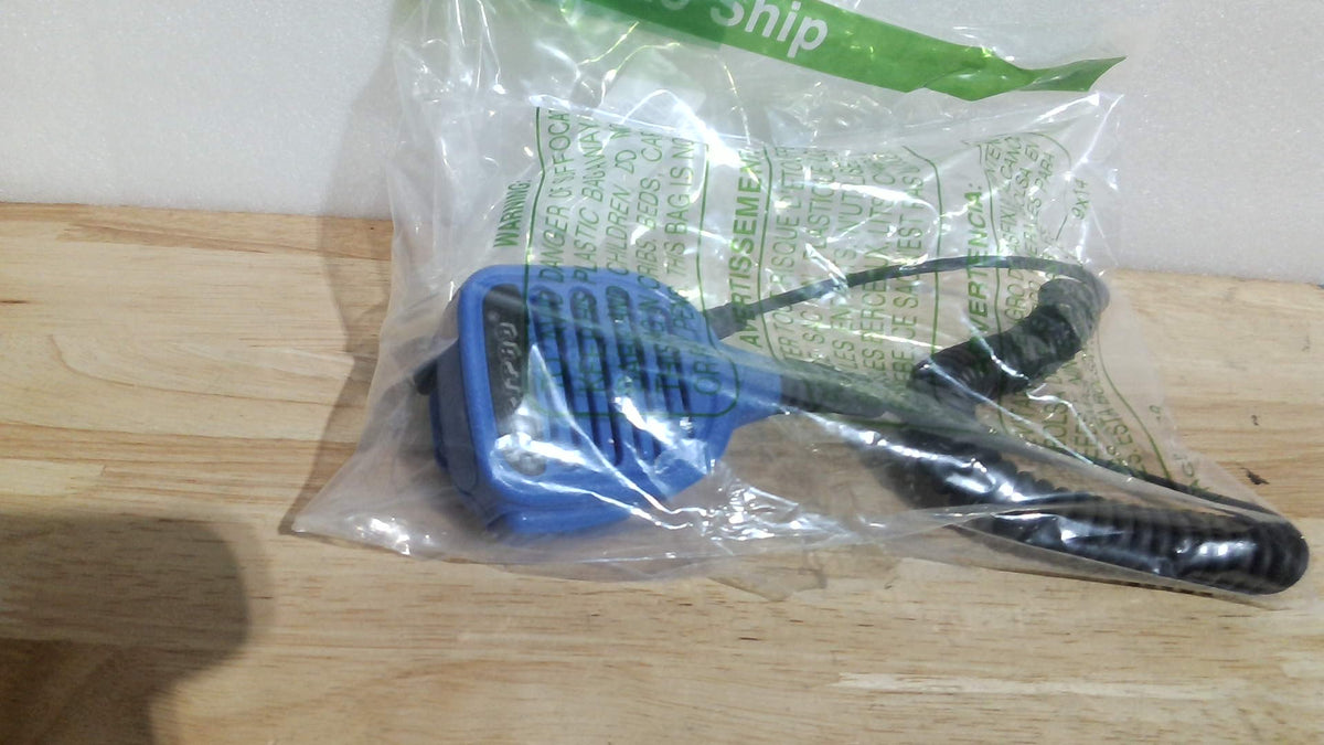 Micrófono de hombro ERIPHA compatible con Motorola XPR 7550 7550e 6550, resistente al agua IP56, con conector de 3,5 mm (azul).