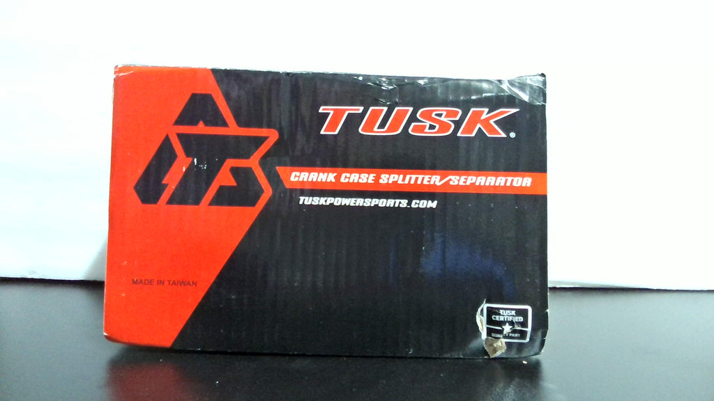 Herramienta separadora/divisora de cárter Tusk: brazos ajustables y pernos de montaje de 6 mm y 8 mm para cárteres de 2 y 4 tiempos con división vertical.