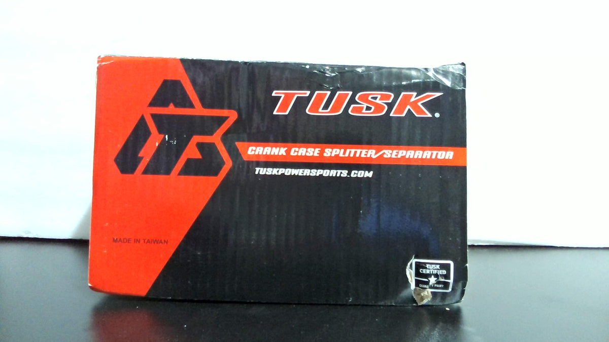 Herramienta separadora/divisora de cárter Tusk: brazos ajustables y pernos de montaje de 6 mm y 8 mm para cárteres de 2 y 4 tiempos con división vertical.