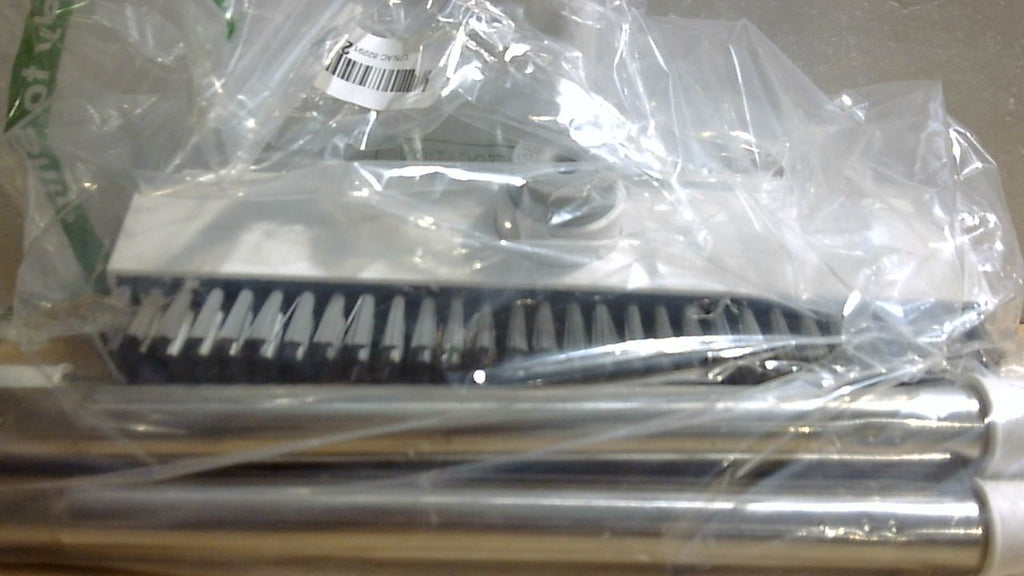 USADO-Cepillo para fregar suelos con mango largo, 3 en 1: raspador y cepillo de cerdas rígidas de alta resistencia para limpiar duchas, baños, patios, piscinas, garajes, cocinas, paredes y terrazas (blanco, 1 unidad).