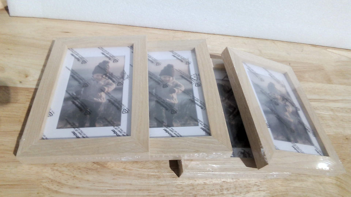 Marco KINLINK 4x6 Natural, Marco de fotos de madera maciza de 4 x 6 con plexiglás acrílico para fotos de 3.5 x 5 con paspartú, Marcos de fotos de mesa y pared 4x6 Natural, Paquete de 4