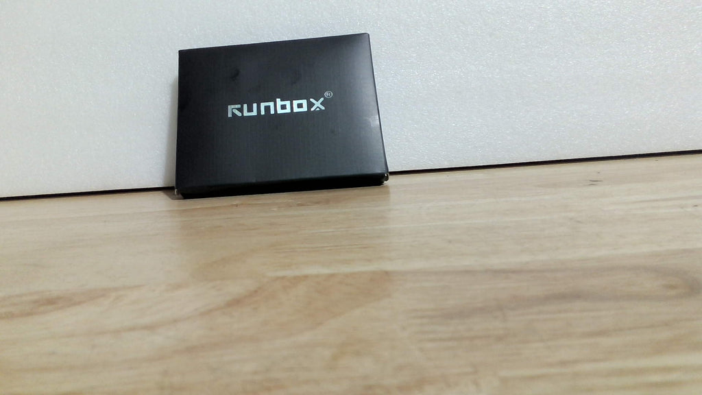 Cartera RUNBOX para hombre - Delgada, de piel RFID, plegable, con 2 ventanas para identificación y caja de regalo. Accesorios para hombre.
