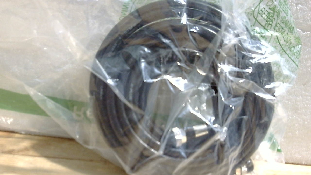 Cable coaxial G-PLUG RG6 de 7,6 m (25 pies): triple blindaje, resistente al agua, 75 ohmios con conectores tipo F, alto rendimiento para HDTV, satélite, internet y uso en interiores y exteriores.