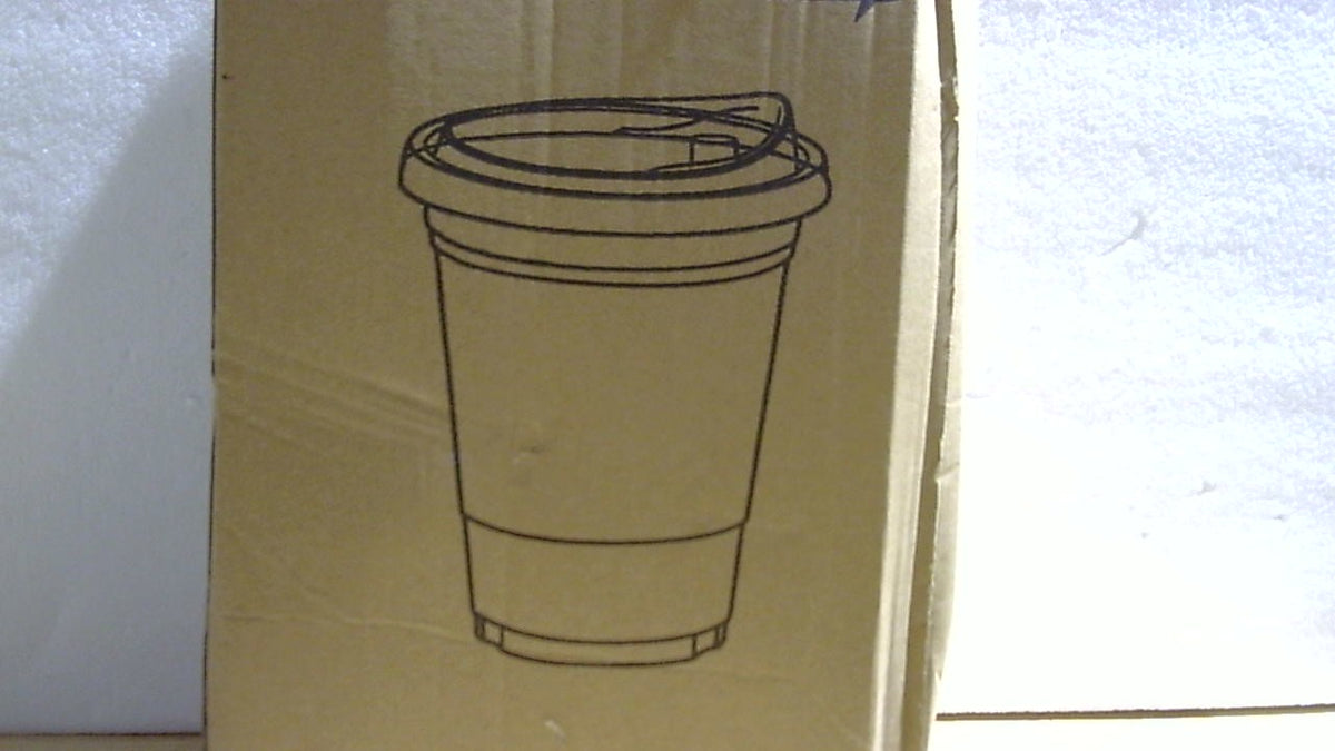 BYSNOW Paquete de 100 vasos de plástico transparente de 473 ml con tapa, vasos desechables para café helado con tapa para beber, vasos de plástico resistentes para batidos y bebidas frías