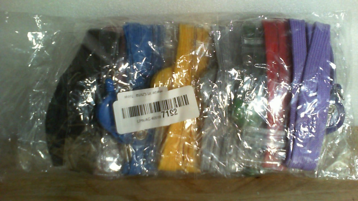 paquete surtido de cordones con porta fotocheck / portacredenciales multicolor