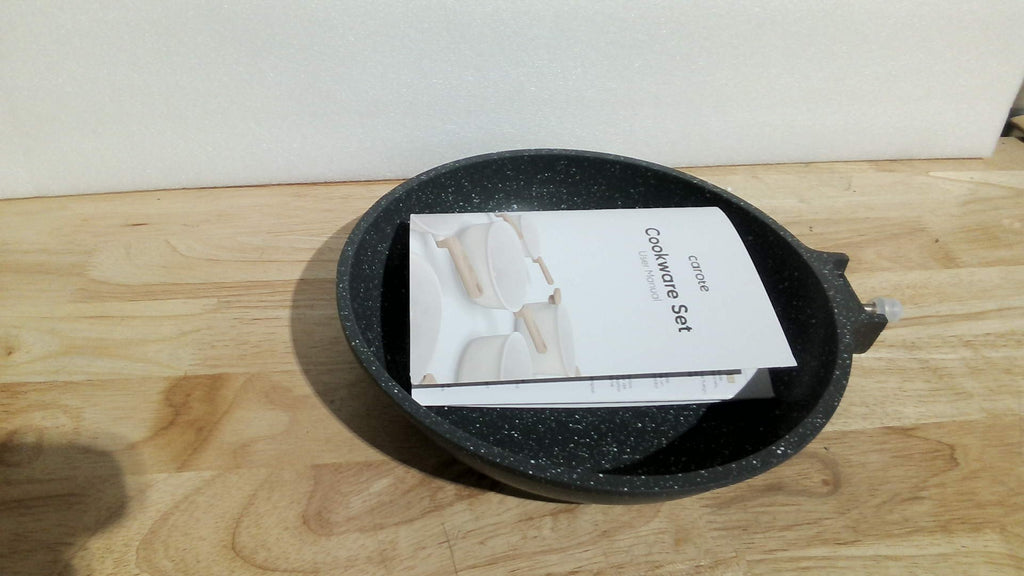 sartén o elemento de cocina perteneciente a una batería de cocina Carote Cookware Set