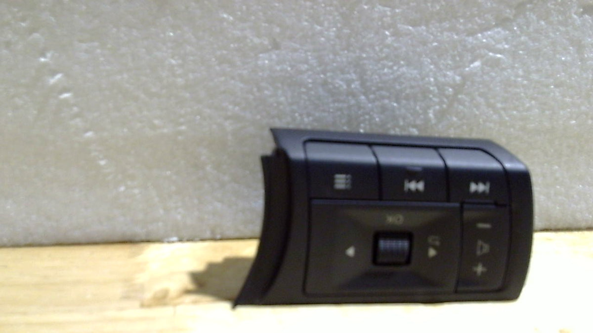Interruptor de control de audio del volante izquierdo Zorqon, reemplaza 25550-6RF2B 2021-2024 25550-6RF2C 25550-6RF2A, compatible con Nissan Rogue Pathfinder