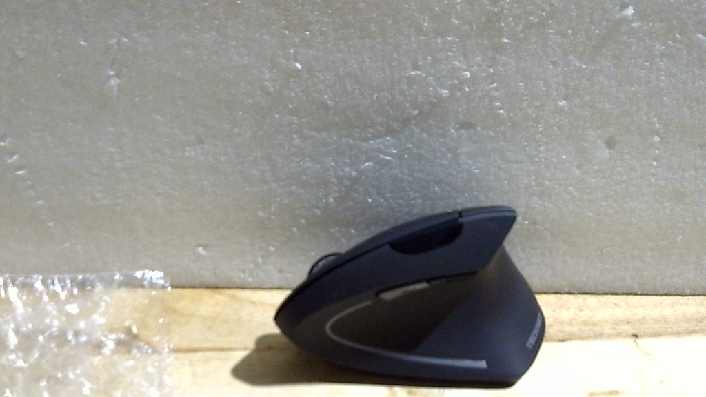 Ratón ergonómico TECKNET, ratón vertical inalámbrico Bluetooth, seguimiento óptico de 4800 DPI, 6 niveles de DPI ajustables, clics silenciosos, 2,4 GHz con receptor USB A, batería de 12 meses de duración, 6 botones, amplia compatibilidad.