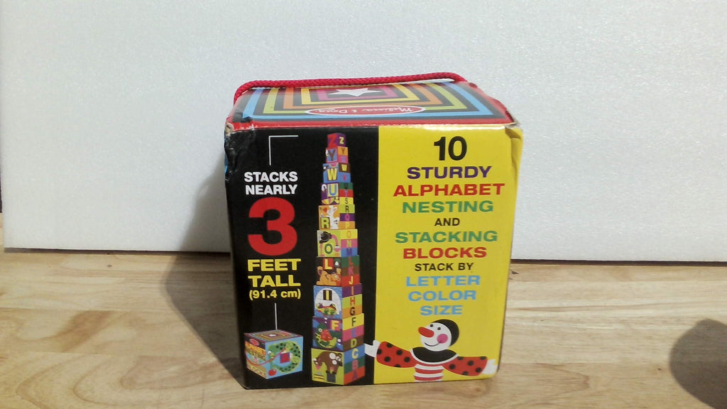 Bloques apilables y encajables con el alfabeto de lujo de Melissa & Doug, 10 piezas - Certificado FSC