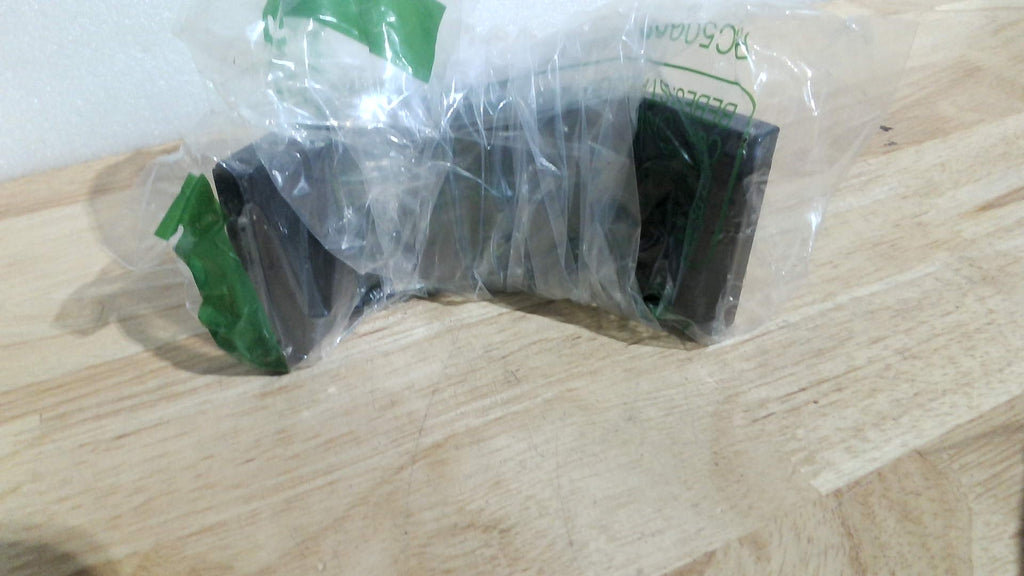 Adaptador para gato hidráulico. Se puede acoplar a cualquier gato hidráulico con plataforma elevadora de 1,56" o de menor tamaño. Soporte de eje para tubos de eje redondos y cuadrados de 2", 3", 4" y 4". (Forma de U)