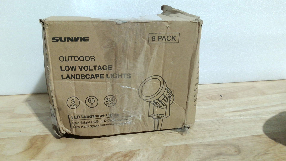 VIENE 8 DE FOCOS  UNIDADES SUNVIE 3W Iluminación LED de bajo voltaje para exteriores con conectores, resistente al agua, luz blanca cálida de 3000K, ideal para patio, jardín, casa, árbol o pared (paquete de 8).