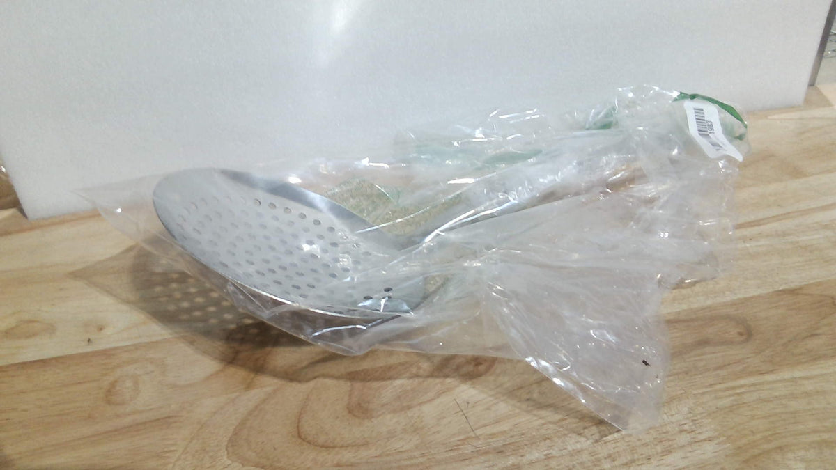 Espumadera/cuchara ranurada/cucharón colador TENTA KITCHEN de acero inoxidable de 16 cm de diámetro con mango de plástico ABS resistente al calor.