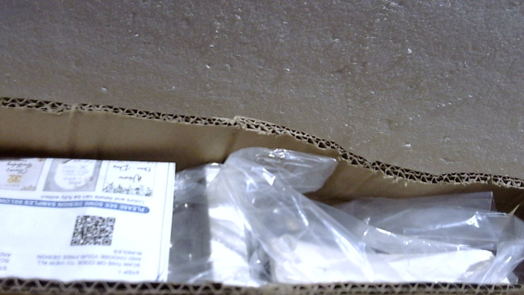 Las tarjetas de plantilla y el desatornillador NO están incluidos en este producto.-Soporte para letrero de bienvenida de boda, soporte para letrero de bienvenida a nuestra boda, elegante soporte de caballete blanco para letreros.