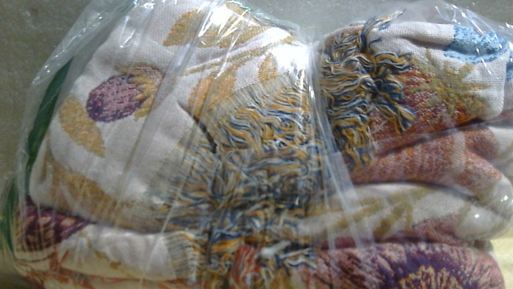 Manta decorativa LUTBM Boho para sofá, sillón, de algodón, ideal para verano, dormitorio y sala de estar. Suave, ligera, reversible, con bordado floral y de mariposas. 50"x60". Decoración para el hogar.