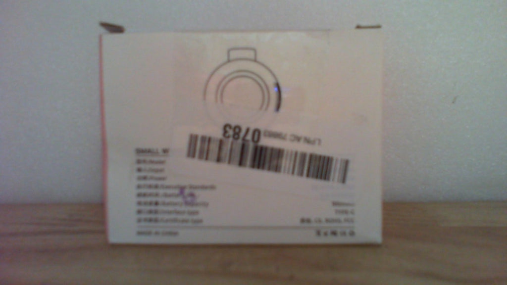 Ventilador portátil Ahuccf con clip, mini ventilador recargable por USB, giratorio 360°, mini ventilador sin aspas silencioso de 3 velocidades.