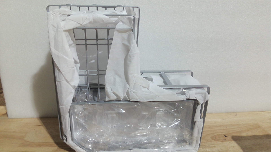 Youvip Paquete de 4 organizadores adhesivos de esquina para ducha con jabonera, estantes de ducha de pared sin necesidad de taladrar, resistentes a la corrosión, organizador para baño, cocina y decoración del hogar. Plateado