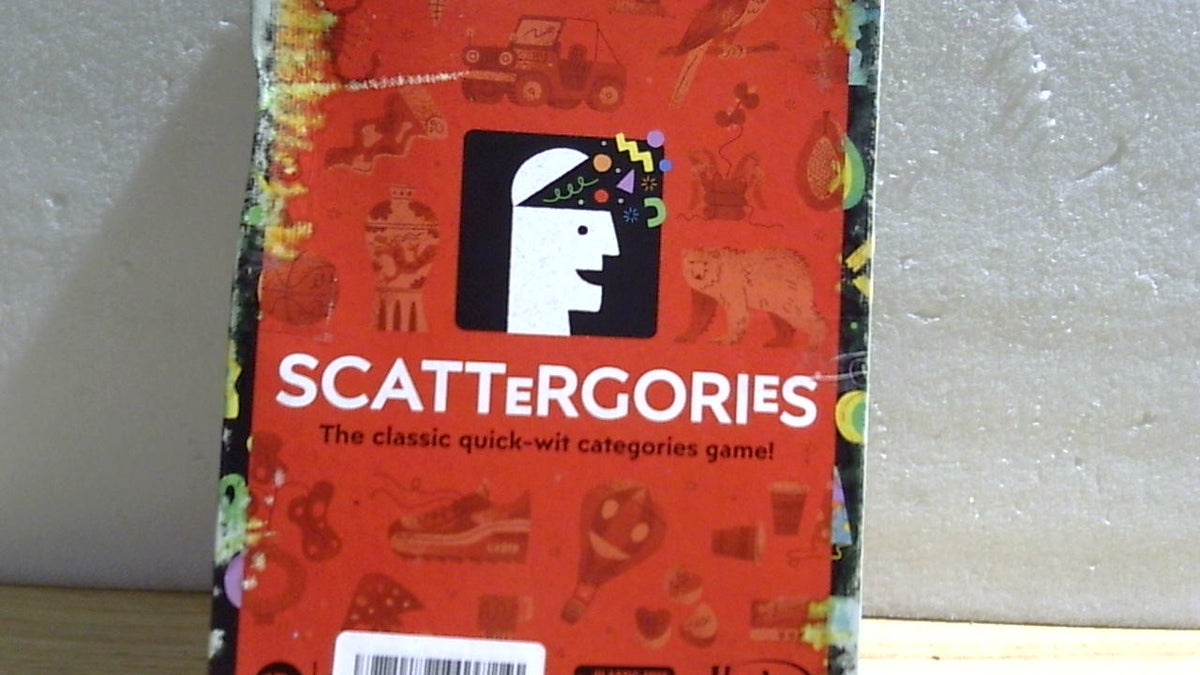 Juego clásico Scattergories de Hasbro Gaming, juego de mesa para adultos y adolescentes a partir de 13 años, para 2 o más jugadores.