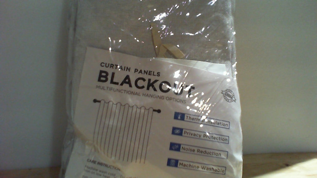 paquete de cortinas opacas (Blackout Curtain Panels)