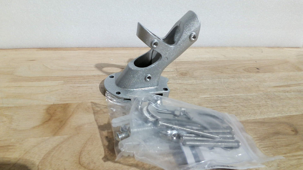 Soporte para mástil de bandera sin necesidad de taladrar, para barandillas horizontales o verticales| Soporte de aluminio para mástil de bandera para barandillas cuadradas o redondas, 5 cm de diámetro