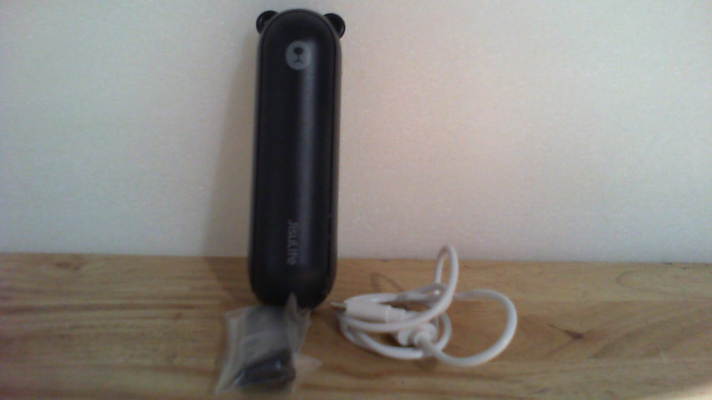 imagen es un mini ventilador portátil 3 en 1 JisuLife Handheld Fan 8 / 8 Plus