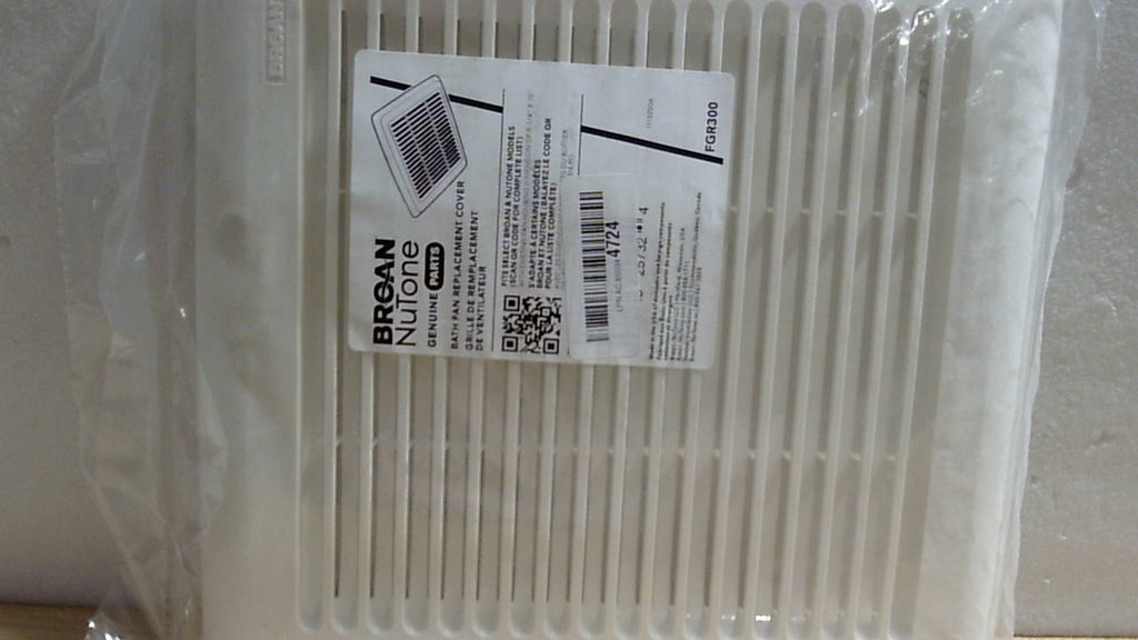 Rejilla de repuesto Broan-NuTone FGR300 para ventilador de baño Roomside Series, fácil instalación, color blanco. Dimensiones de la rejilla: 11-3/8" x 12" x 1".