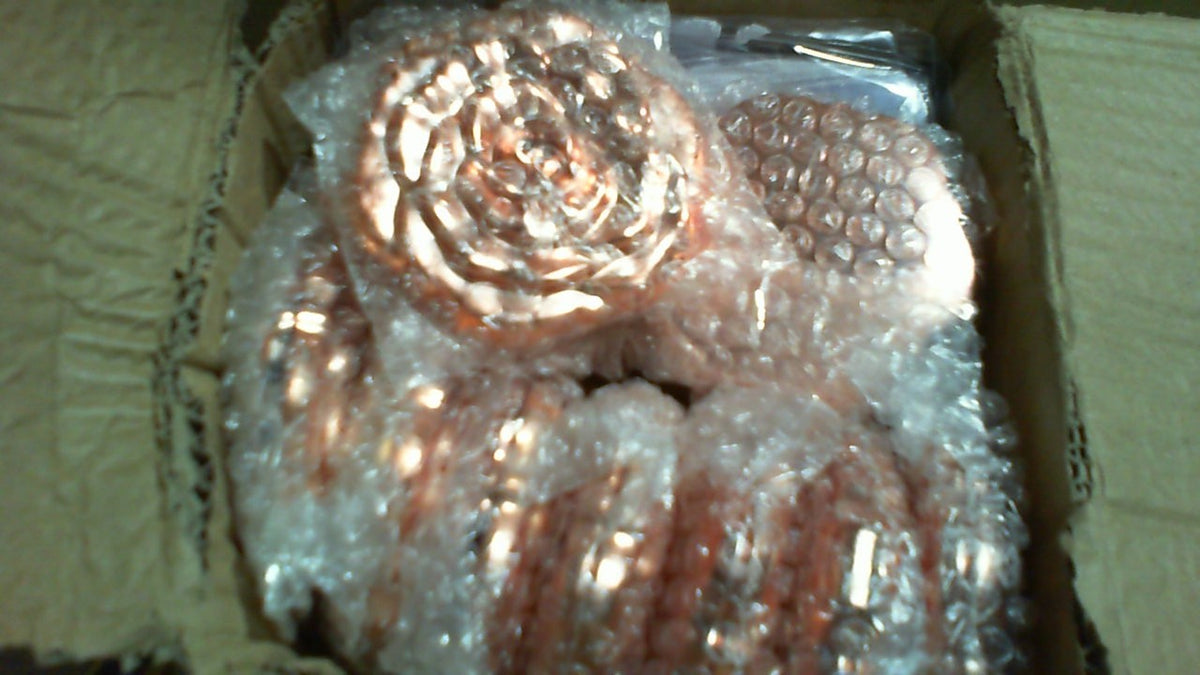 cadena de lluvia de cobre con diseño floral (estilo loto o rosa)