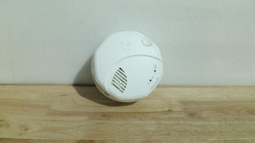( contiene solo 1 pieza )First Alert SMCO410 Detector de Humo y Monoxido de Carbono Z-Wave 2025 | A Bateria, Compatible con Ring Alarm, Blanco (Paquete Individual)