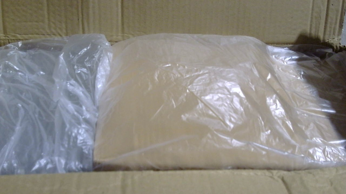 Ocmoiy Cajas para Charcuteria 18x13 cm con Tapa Transparente | Pack de 50 Cajas de Papel para Reposteria con Ventana | Contenedores Desechables para Sandwiches, Fresas, Galletas y Cupcakes | Cafe