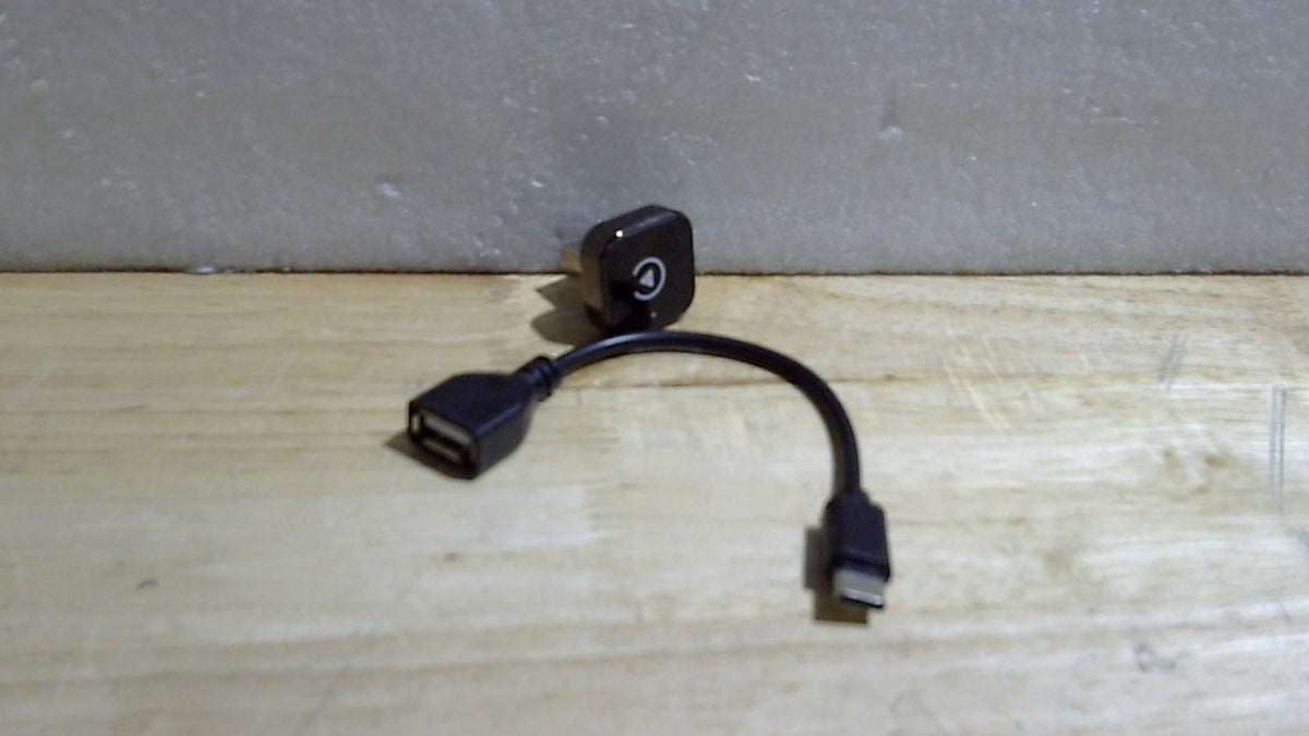 Adaptador CarPlay Inalámbrico 2026 Mejorado | Compatible con Apple iPhone y Android | Tamaño Compacto | Plug-and-Play | Conexión Rápida y Estable