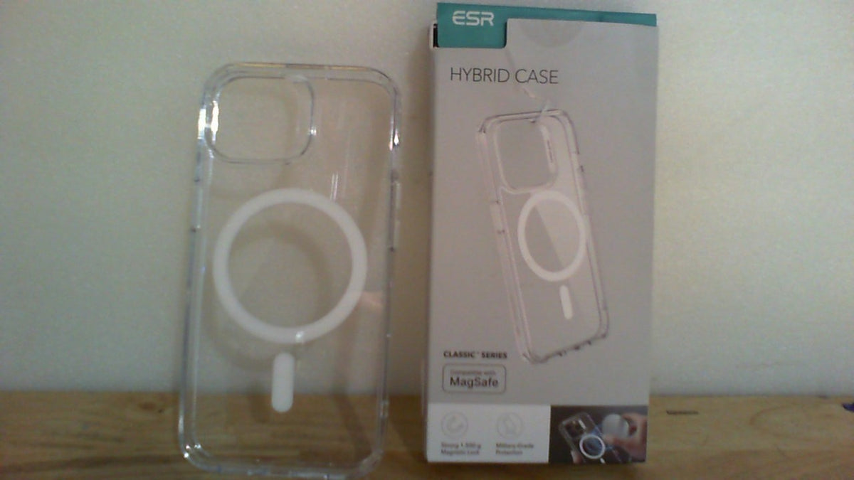 estuche protector híbrido transparente con tecnología MagSafe de la marca ESR