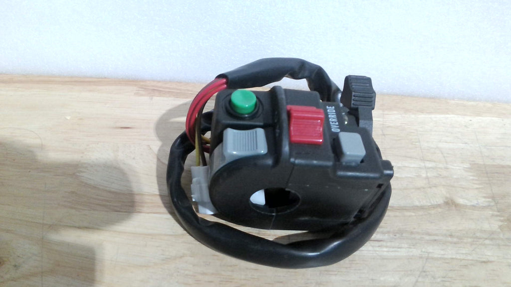Interruptor de Manillar Izquierdo M MATI | Start/Stop y Override de Faro | Para Kawasaki Brute Force 650/750 y Prairie 650/700 | 46091-1847