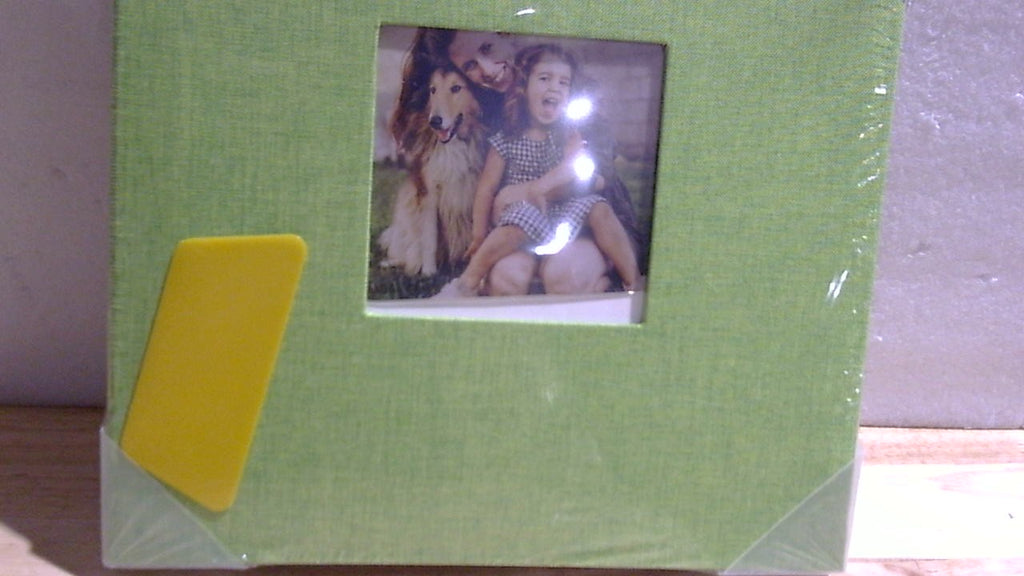 Artfeel Álbum de Fotos Autoadhesivo | Scrapbook para Fotos 3x5, 4x6, 5x7 y 8x10 | 40 Páginas con Portada de Lino y Ventana | Álbum DIY para Familia, Viajes y Bodas