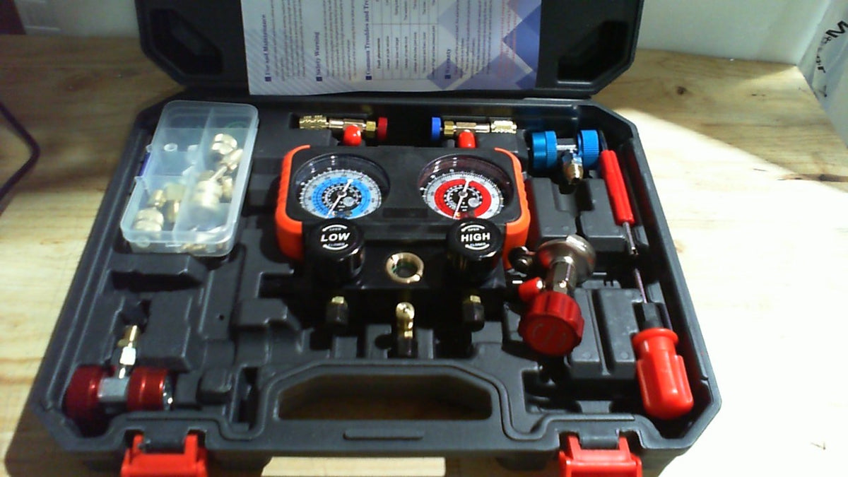 Set de Manómetros para AC Sejaede | Manifold de 3 Vías para R22, R410A y R134a | con Válvulas de Seguridad, Mangueras de 5 pies, Adaptadores y Toma Universal | Kit de Recarga de Refrigerante