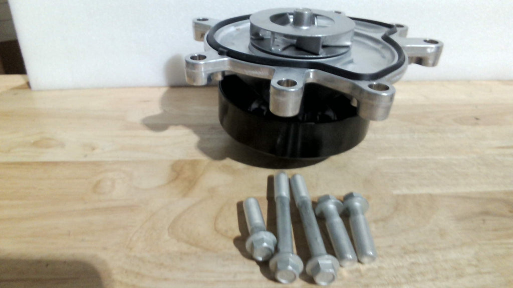 bomba de agua para motor automotriz, específicamente compatible con los motores 3.7L V6 y 4.7L V8 del grupo Chrysler / Jeep / Dodge